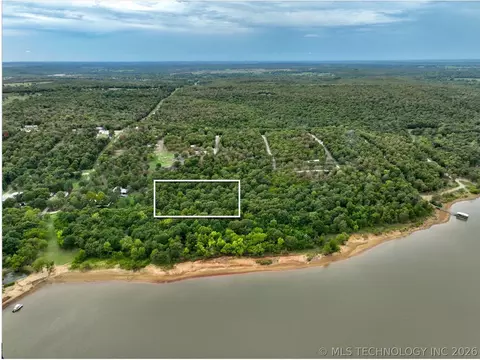 3 Baldwin St, Canadian, OK 74425