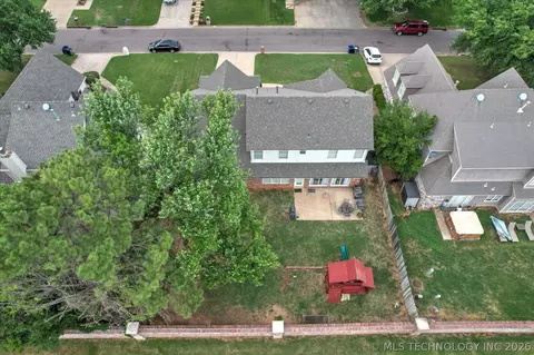 View/Area - 8622 E 100th Pl, Tulsa, OK 74133 photo 1 of 2