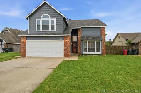 12536 E 83rd St N, Owasso, OK 74055