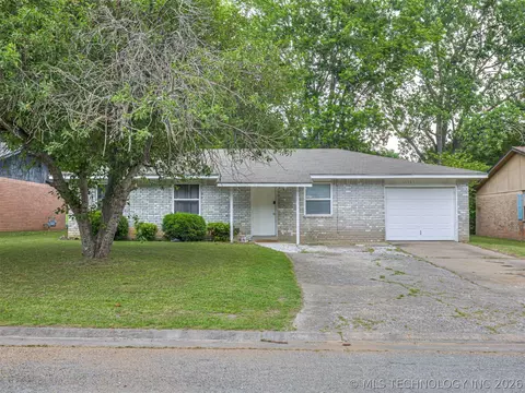 15505 S 291st East Ave, Coweta, OK 74429