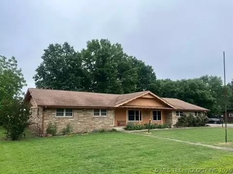 603 7th Ave, Warner, OK 74469