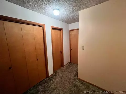 Entry Way - 603 7th Ave, Warner, OK 74469 photo 5 of 5