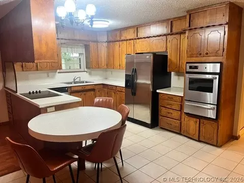 Kitchen - 603 7th Ave, Warner, OK 74469 photo 1 of 5