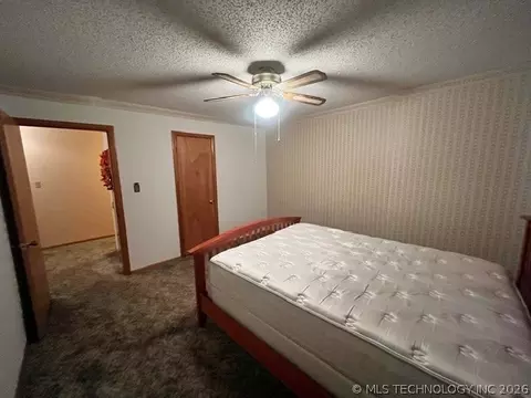 Bedroom - 603 7th Ave, Warner, OK 74469 photo 2 of 6