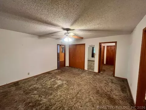 Bedroom - 603 7th Ave, Warner, OK 74469 photo 6 of 6