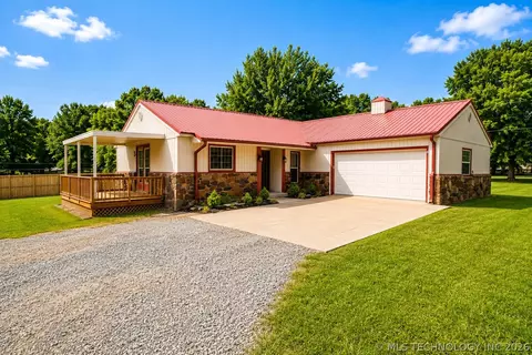 237 Hamilton Rd, Eufaula, OK 74432