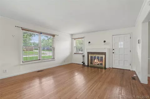 3102 E 2nd St, Tulsa, OK 74104 photo 6