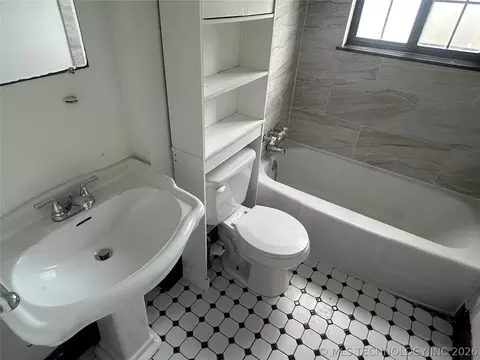 Bath - 6931 E 6th St, Tulsa, OK 74112 photo 1 of 1
