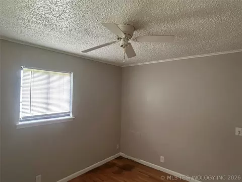 Bedroom - 6931 E 6th St, Tulsa, OK 74112 photo 4 of 6