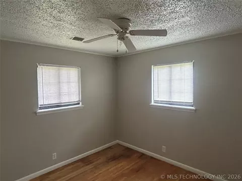 Bedroom - 6931 E 6th St, Tulsa, OK 74112 photo 3 of 6