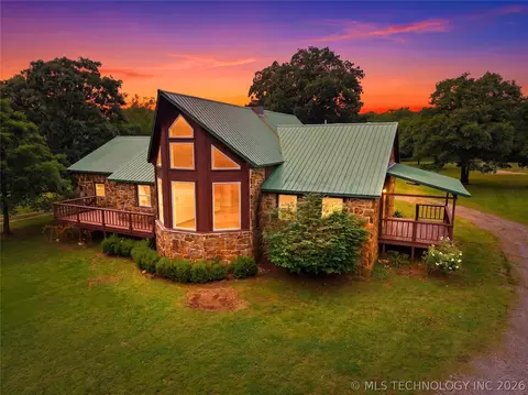 18184 W Levi Mountain Rd, Park Hill, OK 74451