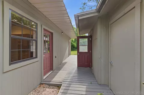 Entry Way - 6504 463 Rd, Hulbert, OK 74441 photo 1 of 1