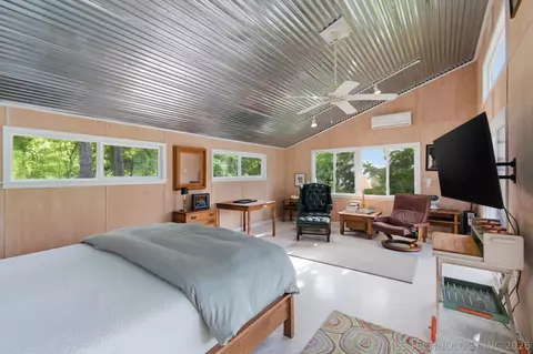 Bedroom - 6504 463 Rd, Hulbert, OK 74441 photo 1 of 4
