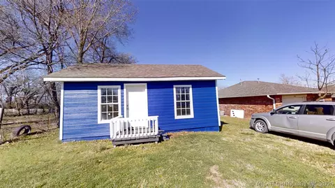 704 N Sherman Ave, Okmulgee, OK 74447