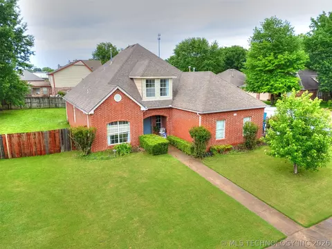 100 S Sycamore Ave, Broken Arrow, OK 74012