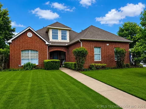 100 S Sycamore Ave, Broken Arrow, OK 74012