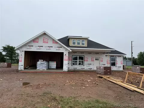 1970 N Everly Dr, Tahlequah, OK 74464
