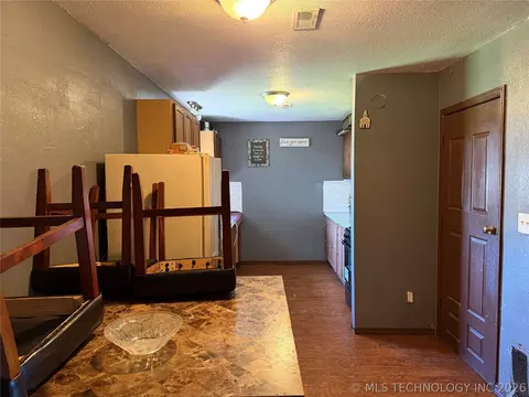 Entry Way - 12306 E 18th Pl, Tulsa, OK 74128 photo 6 of 7