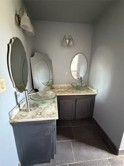 Bath - 12306 E 18th Pl, Tulsa, OK 74128 photo 6 of 6