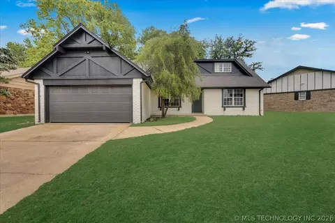 9815 E 29th St, Tulsa, OK 74129