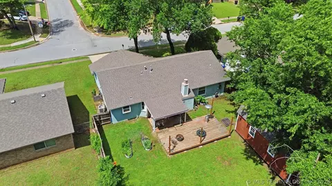 View/Area - 209 E Austin St, Broken Arrow, OK 74011 photo 3 of 5