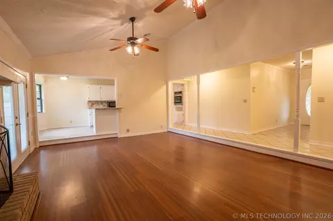 12122 E 37th Pl, Tulsa, OK 74146 photo 17