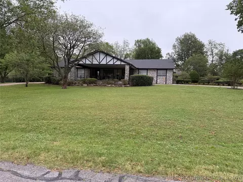 24371 S Lindley Dr, Claremore, OK 74019