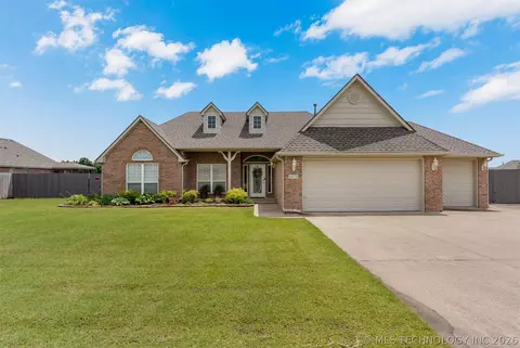 4470 Elm Cir, Kiefer, OK 74041