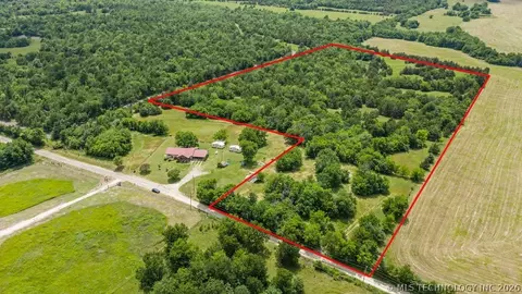 000 N 4190 Rd, Hugo, OK 74743