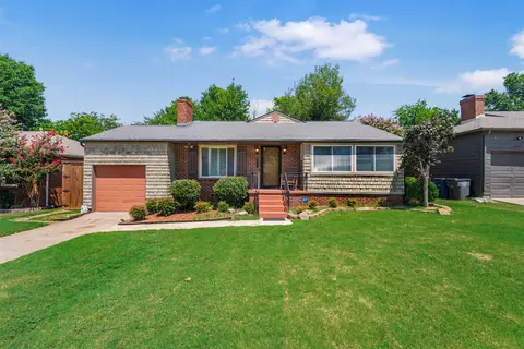 2651 E 20th St, Tulsa, OK 74104