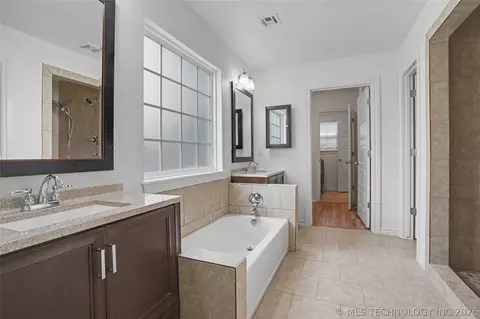 Bath - 2107 E 63rd St, Tulsa, OK 74136 photo 1 of 4