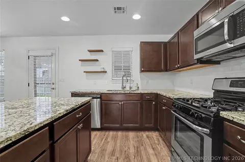 Kitchen - 2107 E 63rd St, Tulsa, OK 74136 photo 3 of 3