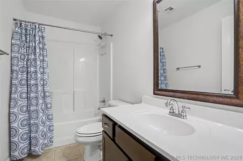 Bath - 2107 E 63rd St, Tulsa, OK 74136 photo 4 of 4