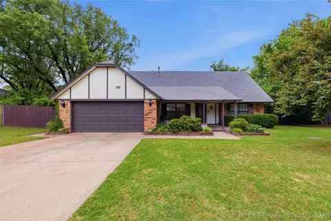 7504 S Juniper Ave, Broken Arrow, OK 74011