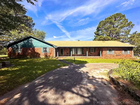 2435 S Woodland Rd, Muskogee, OK 74403