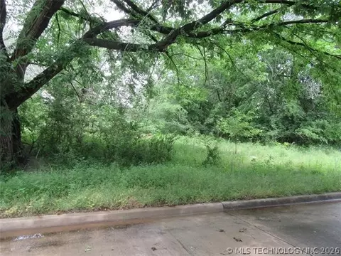 N 9th Street, Mcalester, OK 74501