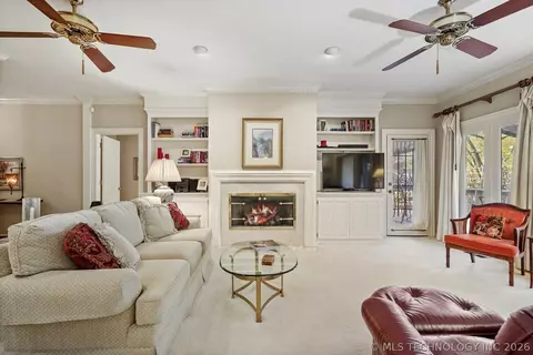 Living - 3803 E 64th Pl, Tulsa, OK 74136 photo 3 of 4
