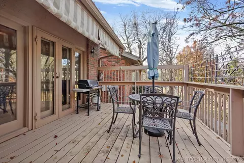 Exterior - 3803 E 64th Pl, Tulsa, OK 74136 photo 4 of 5