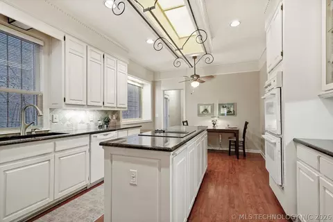 Kitchen - 3803 E 64th Pl, Tulsa, OK 74136 photo 1 of 4
