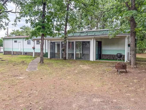 114385 Forest Cir, Eufaula, OK 74432