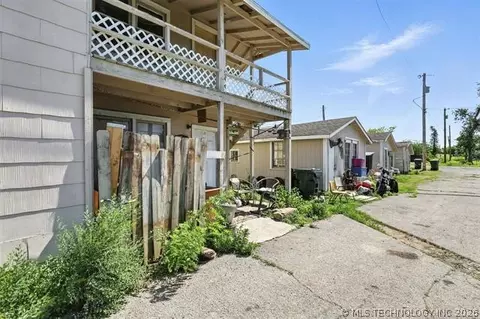 211 Jordan St, Claremore, OK 74017