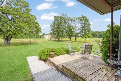 Exterior - 748 Bloomfield Rd, Hendrix, OK 74741 photo 3 of 7