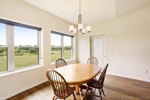 Dining - 748 Bloomfield Rd, Hendrix, OK 74741 photo 2 of 2