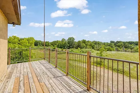 Exterior - 748 Bloomfield Rd, Hendrix, OK 74741 photo 5 of 7
