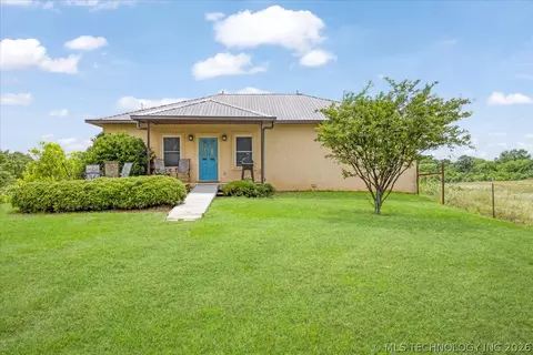 Exterior - 748 Bloomfield Rd, Hendrix, OK 74741 photo 2 of 7
