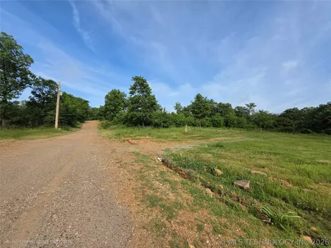 111611 S 4597 Rd, Sallisaw, OK 74955
