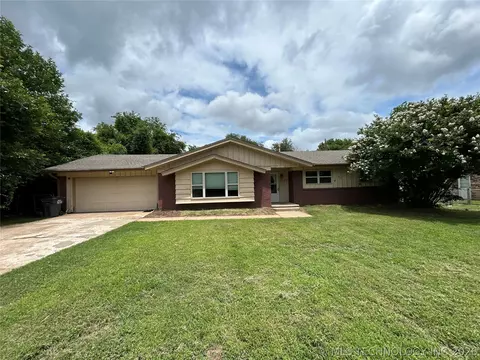 8115 E 117th St, Bixby, OK 74008