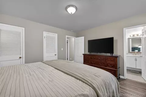 8621 E 38th Pl, Tulsa, OK 74145 photo 34