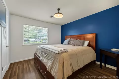 8621 E 38th Pl, Tulsa, OK 74145 photo 27