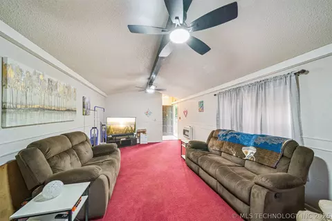Living - 404 E Maple St, Drumright, OK 74030 photo 2 of 2